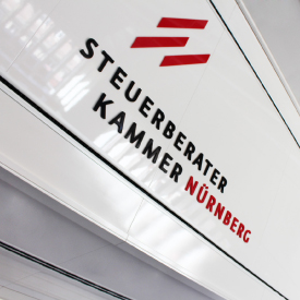 Umsetzung eines neuen Corporate Designs der Steuerberaterkammer in Nürnberg